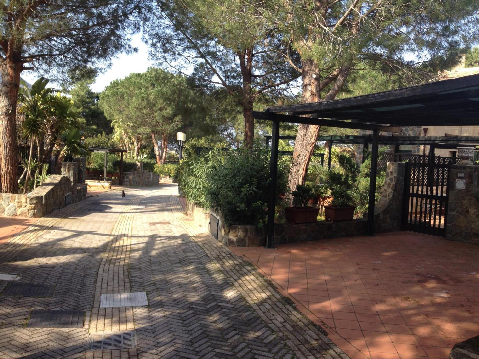 Villa Al Mare Baia Emiri Mazzaforno Cefalu Exterior photo